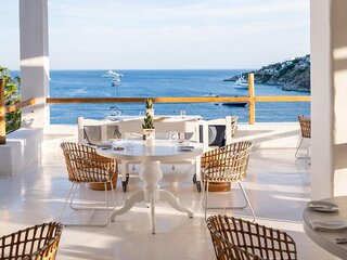 Mykonos Blu Grecotel Boutique Resort