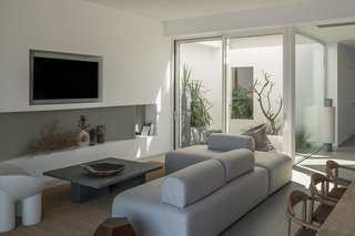 Villa Mimaze Minimalist Living