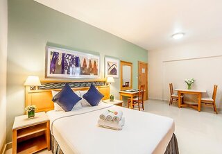 Golden Sands Hotel Apartments