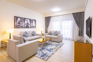 Golden Sands Hotel Apartments