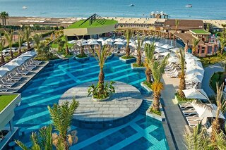 Kirman Belazur Resort & Spa