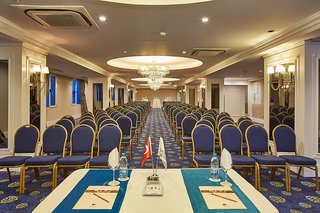 DoubleTree by Hilton Hotel Izmir - Alsancak