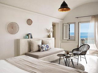 Santo Pure Oia Suites & Villas