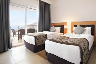 Ramada Hotel & Suites by Wyndham Kusadasi