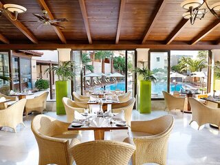 Grecotel Grand Leoniki Residence